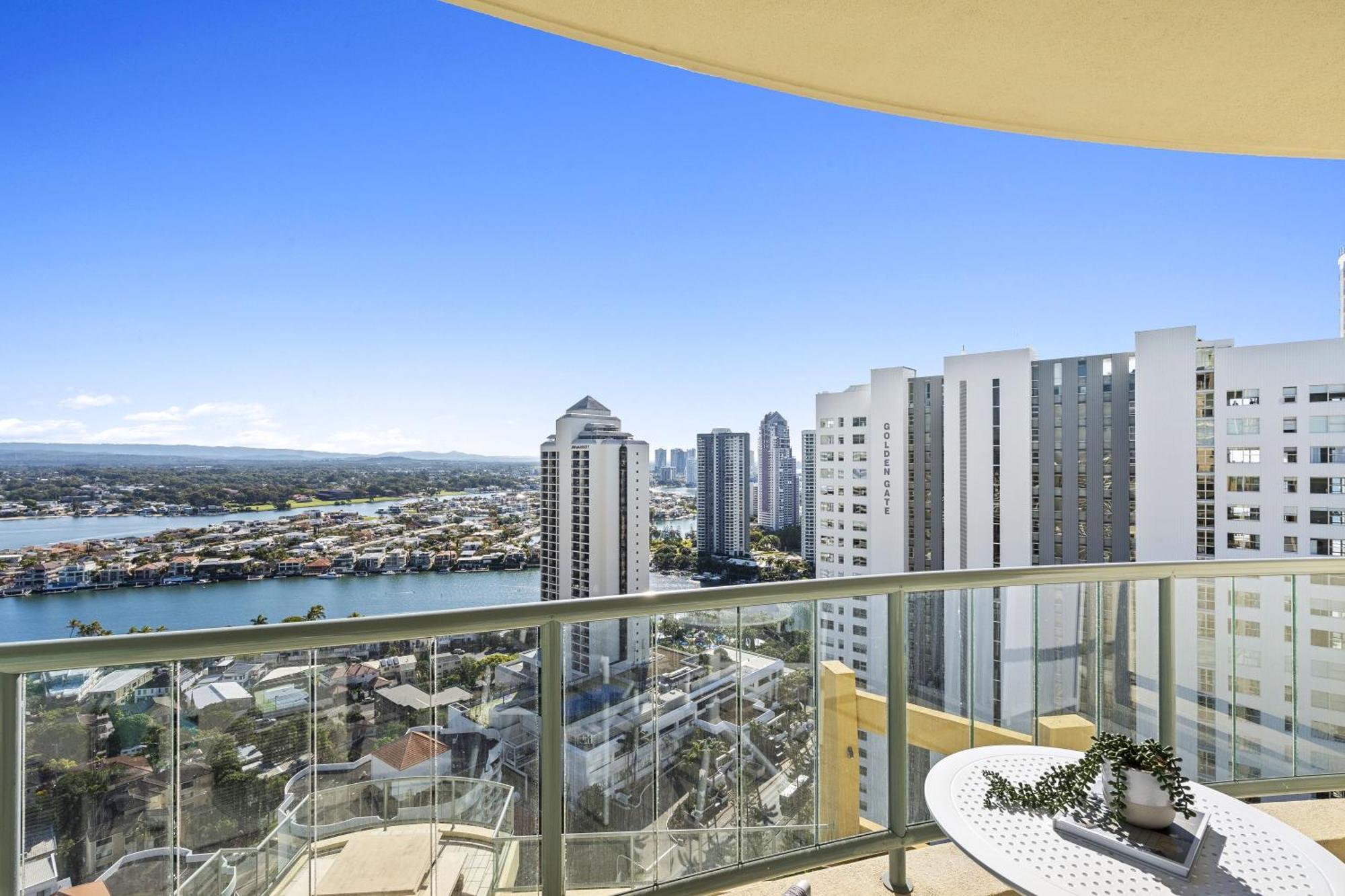 Sun - Qstay Apartment *